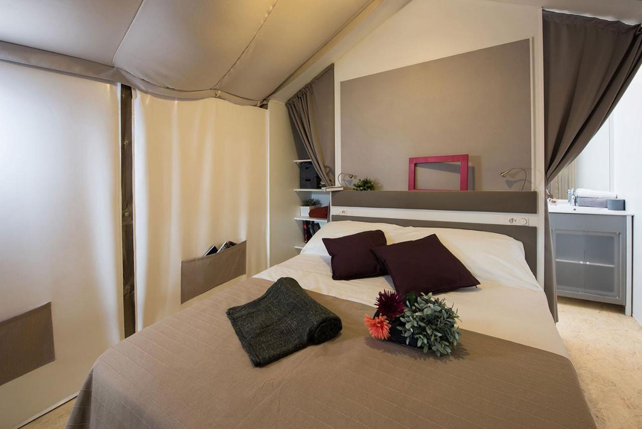 Camping Lacona Pineta Capoliveri  Exterior photo