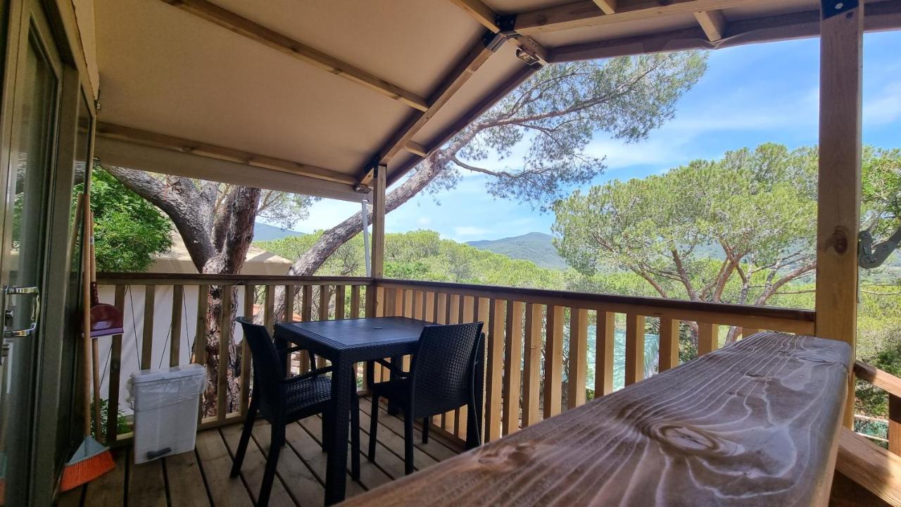 Camping Lacona Pineta Capoliveri  Exterior photo