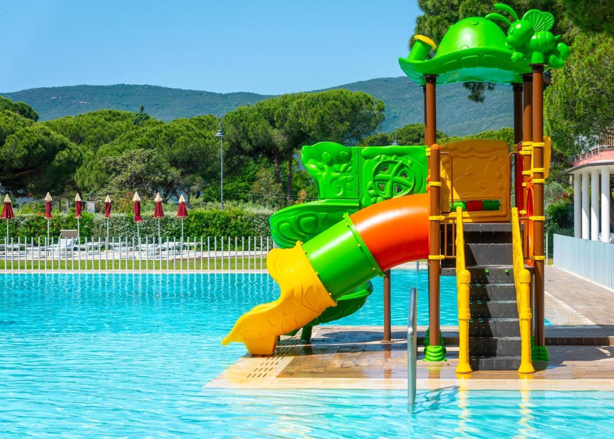 Camping Lacona Pineta Capoliveri  Exterior photo