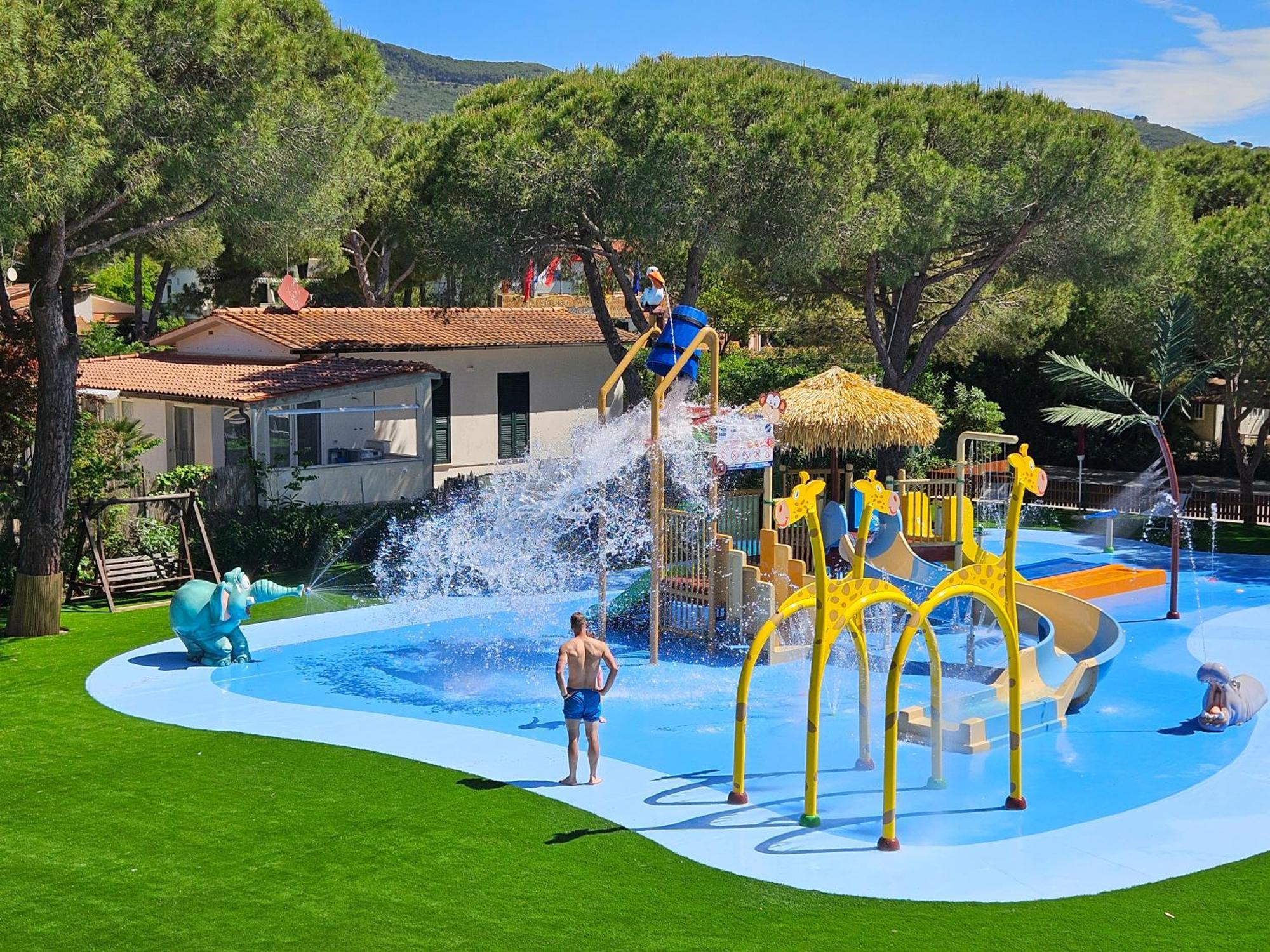 Camping Lacona Pineta Capoliveri  Exterior photo